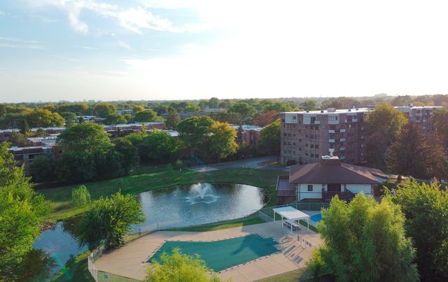 1275 E Baldwin Lane 507, Palatine, IL 60074