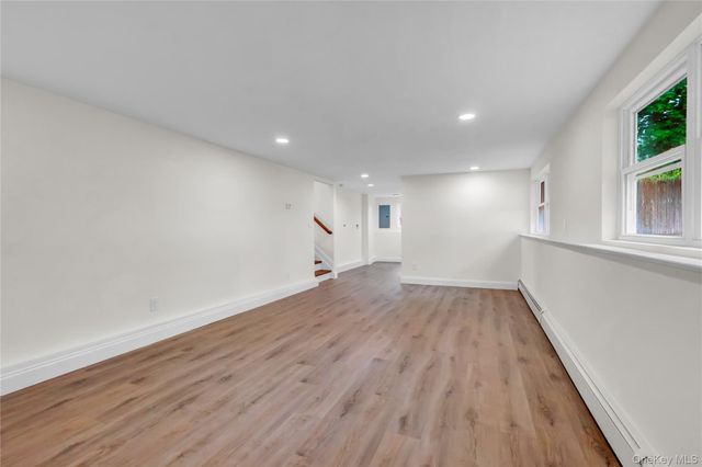 15 Glenwood Lane, Huntington, NY 11743