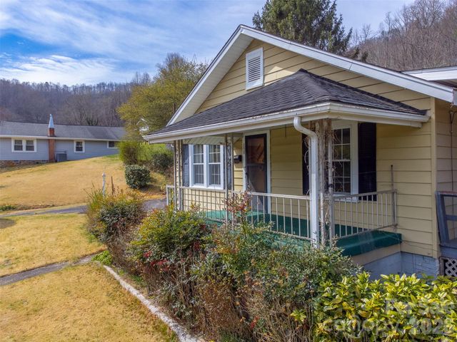 318 Sunrise Park, Sylva, NC 28779