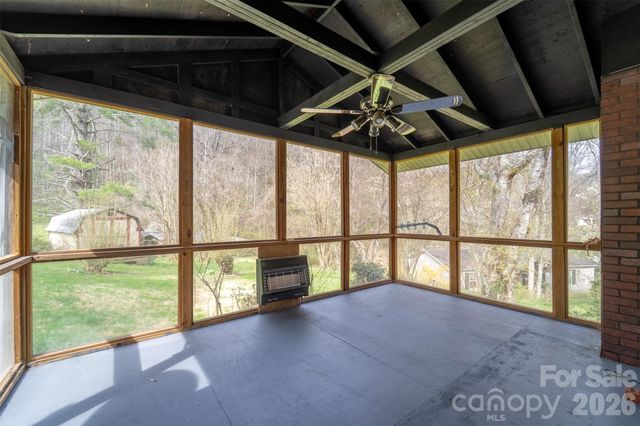 318 Sunrise Park, Sylva, NC 28779