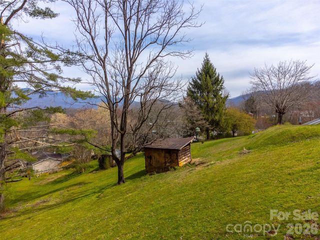 318 Sunrise Park, Sylva, NC 28779
