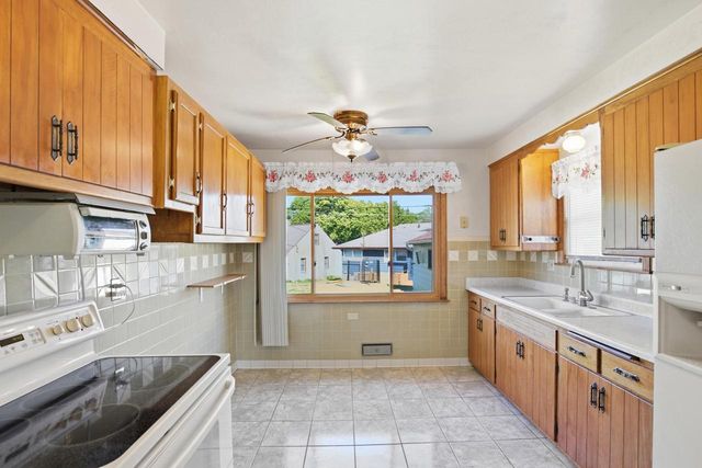 2608 63rd STREET, Milwaukee, WI 53219