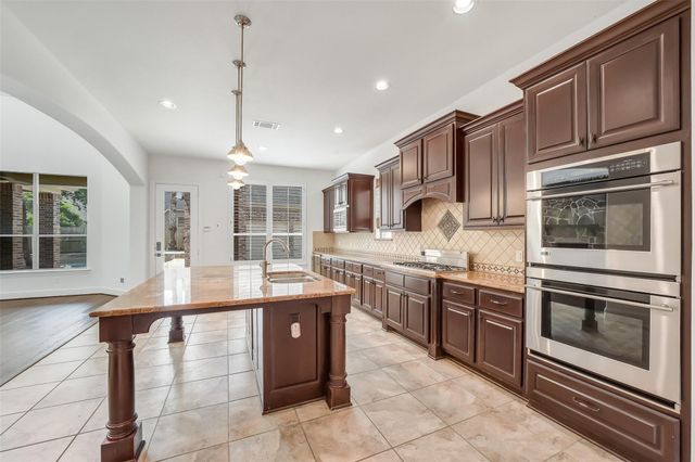 25411 Springwood Lake Drive, Katy, TX 77494