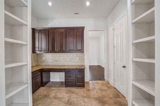 25411 Springwood Lake Drive, Katy, TX 77494