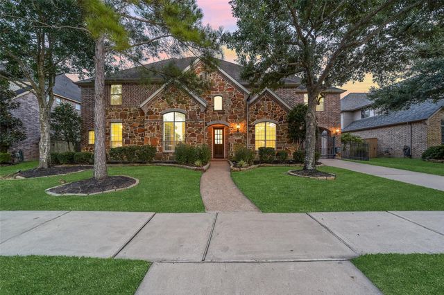 25411 Springwood Lake Drive, Katy, TX 77494