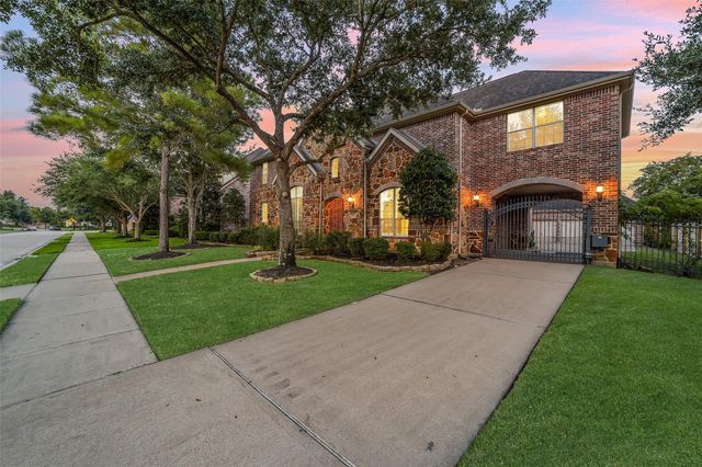 25411 Springwood Lake Drive, Katy, TX 77494