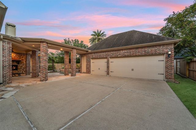 25411 Springwood Lake Drive, Katy, TX 77494