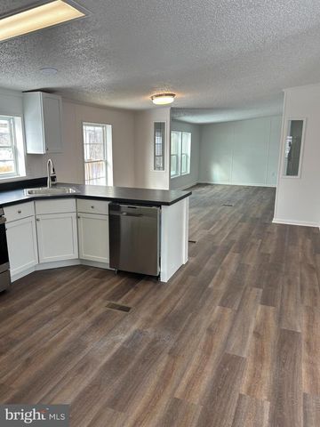 701 CASSEL RD, Manchester, PA 17345