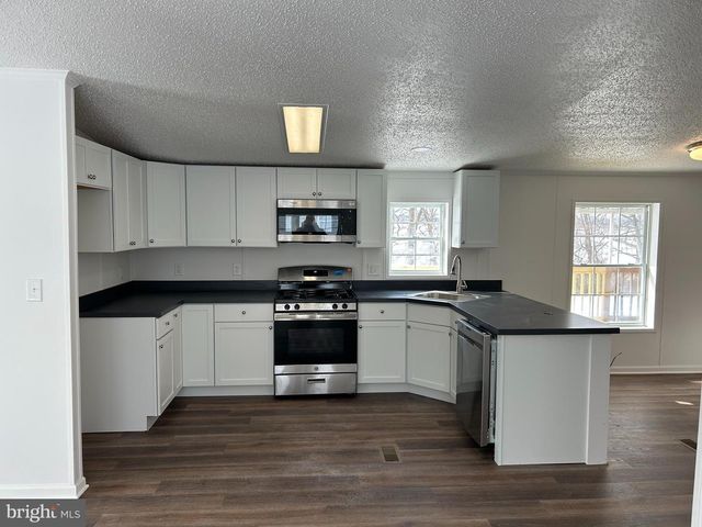 701 CASSEL RD, Manchester, PA 17345