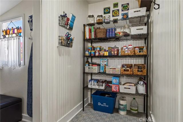 716 W Olive, Redlands, CA 92373