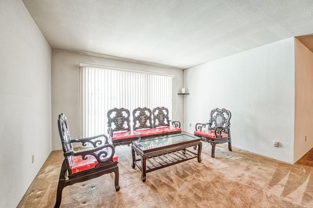 1685 W San Ramon Avenue, Fresno, CA 93711