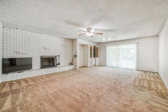 1685 W San Ramon Avenue, Fresno, CA 93711