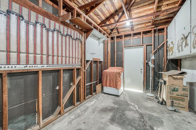 1685 W San Ramon Avenue, Fresno, CA 93711