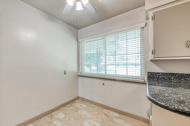 1685 W San Ramon Avenue, Fresno, CA 93711