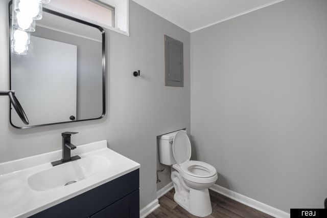 1002 Cumberland Court, Papillion, NE 68046