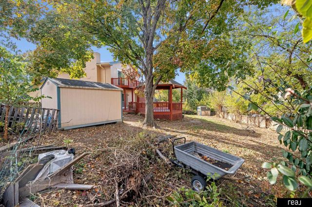 1002 Cumberland Court, Papillion, NE 68046