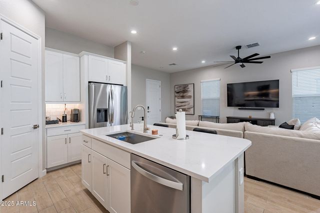 17048 N 50TH Way, Scottsdale, AZ 85254