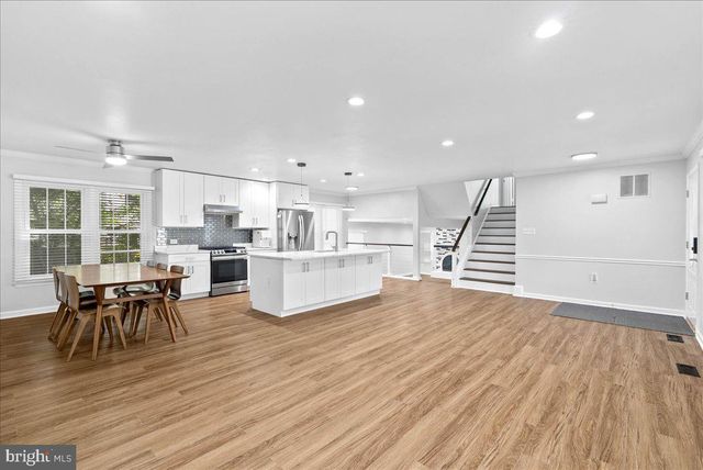 9303 MACSWAIN PL, Springfield, VA 22153