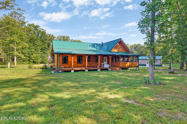 299 Anderson Tinch Ave, Jamestown, TN 38556