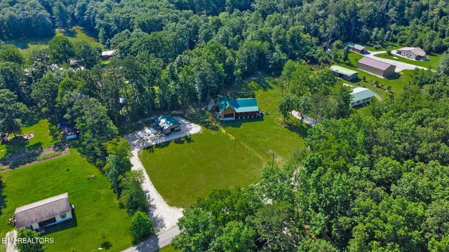 299 Anderson Tinch Ave, Jamestown, TN 38556