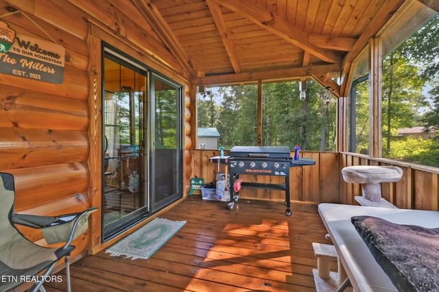 299 Anderson Tinch Ave, Jamestown, TN 38556