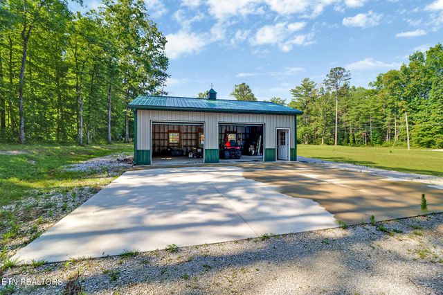 299 Anderson Tinch Ave, Jamestown, TN 38556