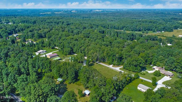 299 Anderson Tinch Ave, Jamestown, TN 38556