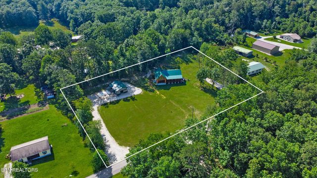 299 Anderson Tinch Ave, Jamestown, TN 38556