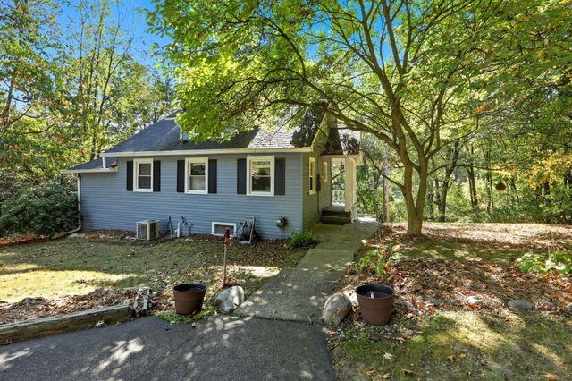 4936 Neosho Drive, Clarkston, MI 48348