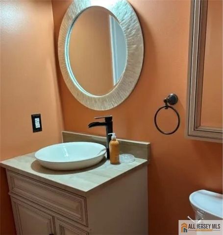 21 Woodhill Street 140, Somerset, NJ 08873