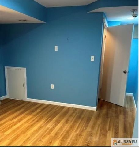 21 Woodhill Street 140, Somerset, NJ 08873