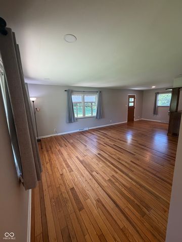5912 Laurel Street, Indianapolis, IN 46227