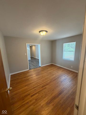 5912 Laurel Street, Indianapolis, IN 46227