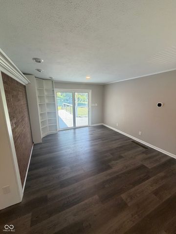 5912 Laurel Street, Indianapolis, IN 46227