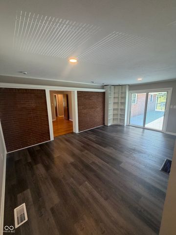 5912 Laurel Street, Indianapolis, IN 46227