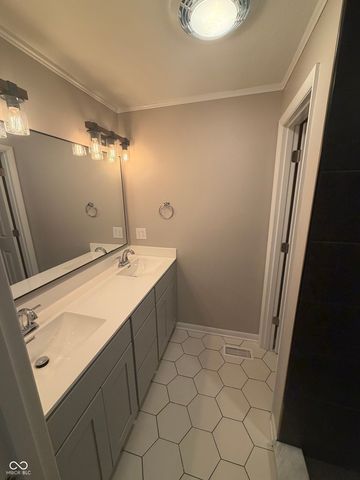 5912 Laurel Street, Indianapolis, IN 46227