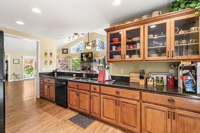 19 Bynum Penland Road, Hayesville, NC 28904