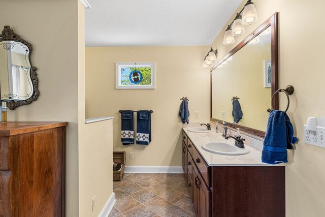 19 Bynum Penland Road, Hayesville, NC 28904