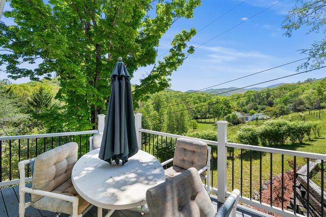 19 Bynum Penland Road, Hayesville, NC 28904