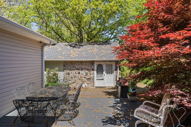 19 Bynum Penland Road, Hayesville, NC 28904