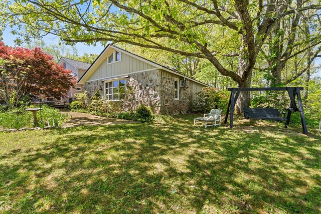 19 Bynum Penland Road, Hayesville, NC 28904