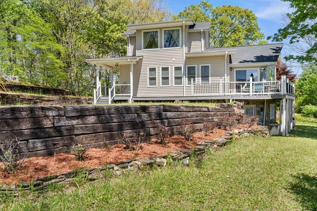 19 Bynum Penland Road, Hayesville, NC 28904