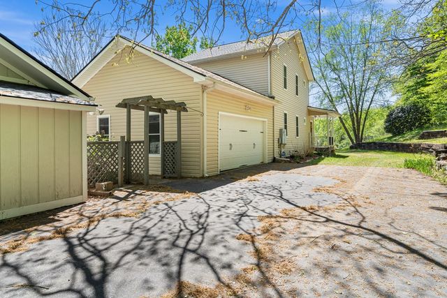 19 Bynum Penland Road, Hayesville, NC 28904