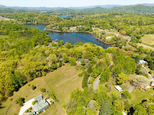 19 Bynum Penland Road, Hayesville, NC 28904