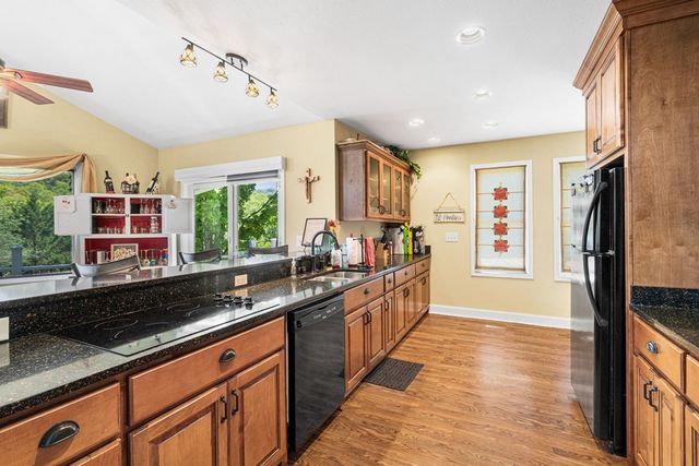 19 Bynum Penland Road, Hayesville, NC 28904