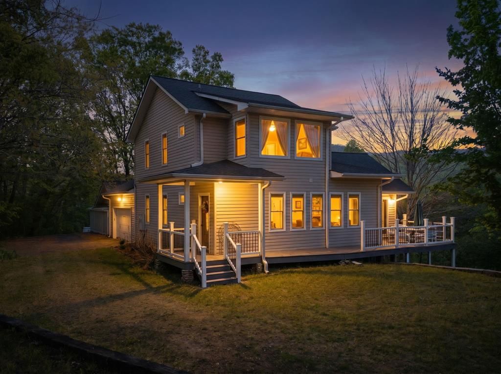 19 Bynum Penland Road, Hayesville, NC 28904