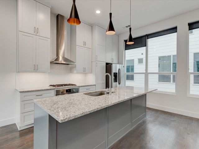 5927 Lindell Avenue 105, Dallas, TX 75206
