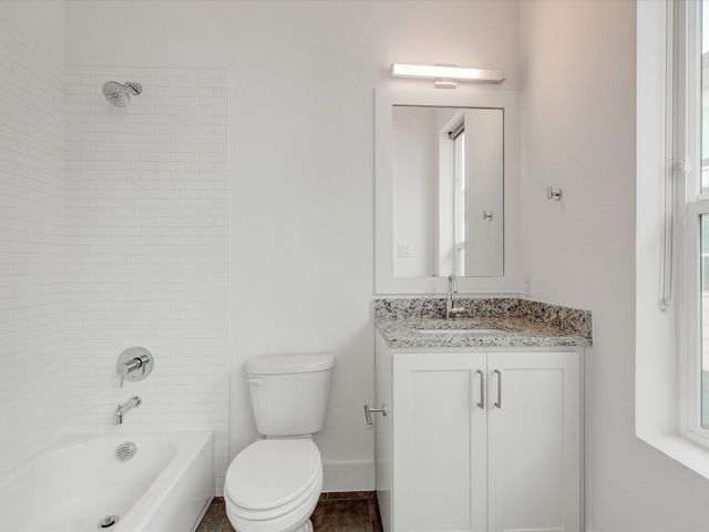 5927 Lindell Avenue 105, Dallas, TX 75206