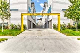 5927 Lindell Avenue 105, Dallas, TX 75206