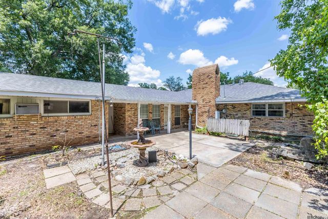 1160 Braeburn Dr, Baton Rouge, LA 70815
